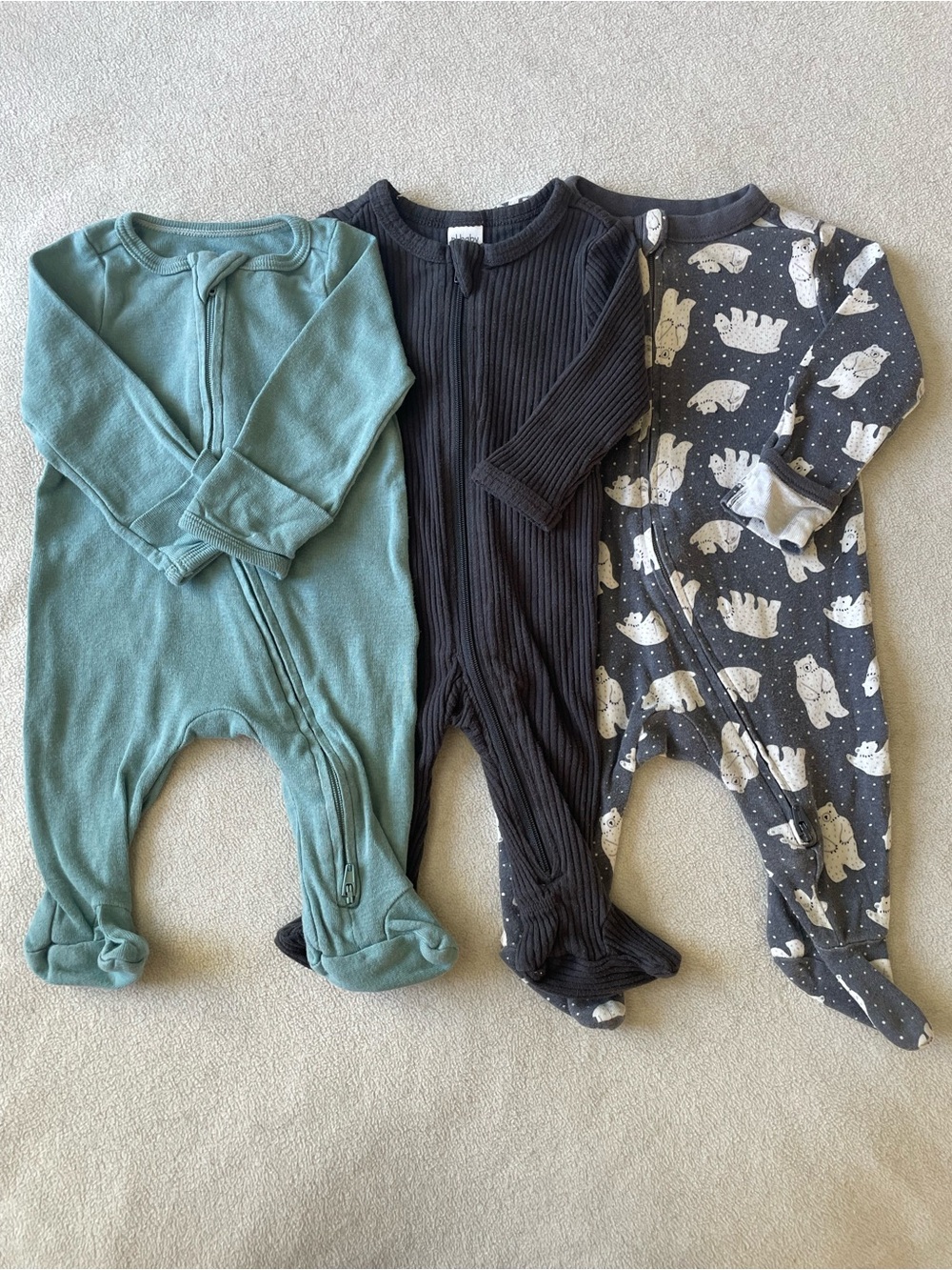 3-Pack Baby Zipper One-Piece Sleepers in Teal, Black, and Gray Bear Print